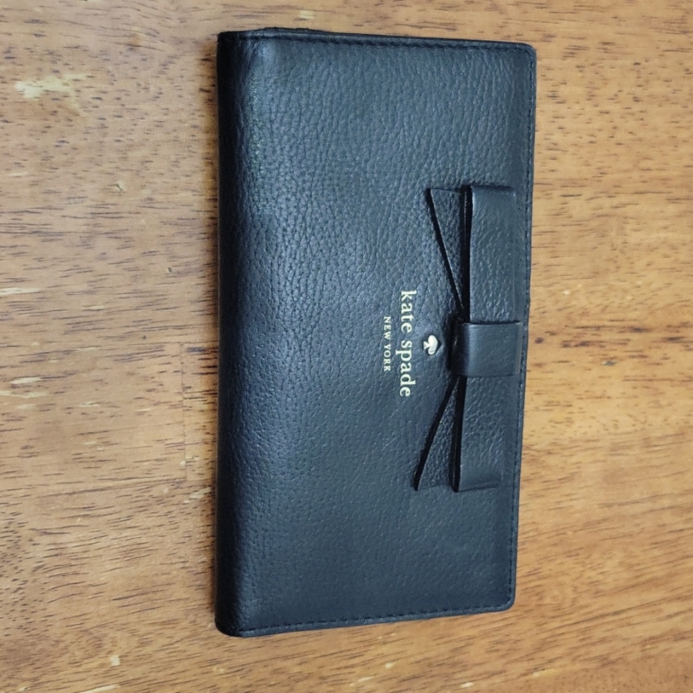 Black Kate Spade wallet